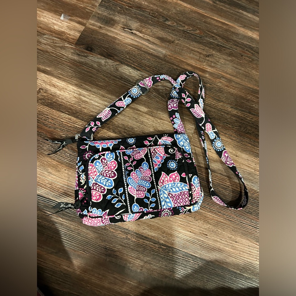 Vera Bradley Cross Body